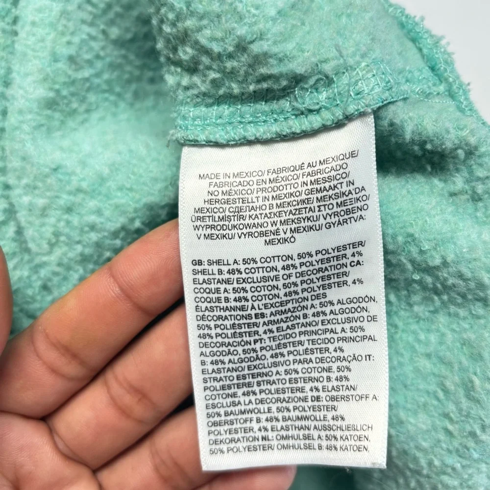 The North Face Women's Sweatshirt - Picture 8 of 8